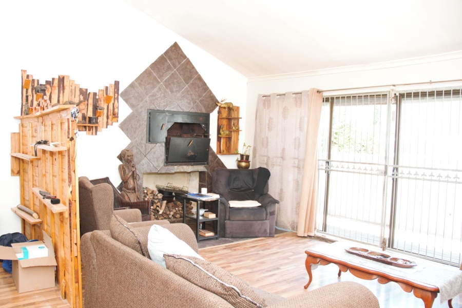 7 Bedroom Property for Sale in Protea Heights Western Cape